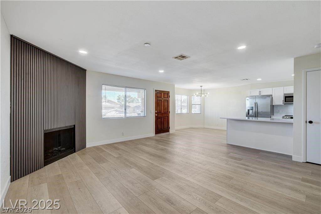 921 Sulphur Springs Lane 201 Las Vegas NV 89128