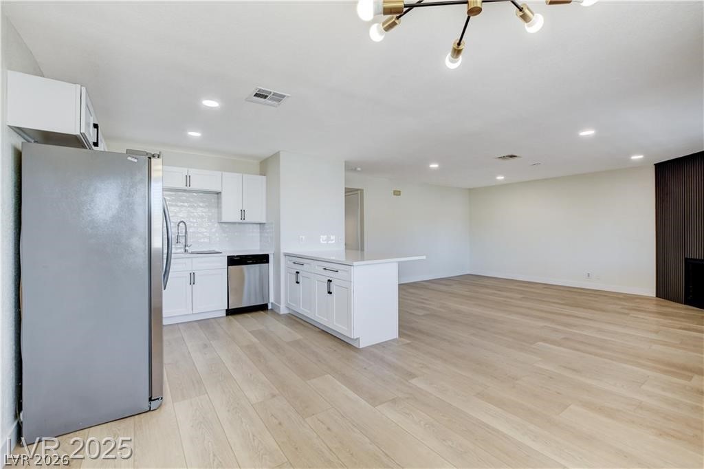 921 Sulphur Springs Lane 201 Las Vegas NV 89128
