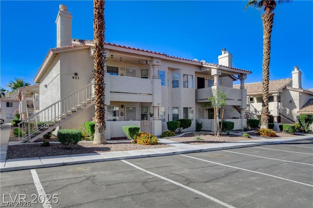 921 Sulphur Springs Lane 201 Las Vegas NV 89128