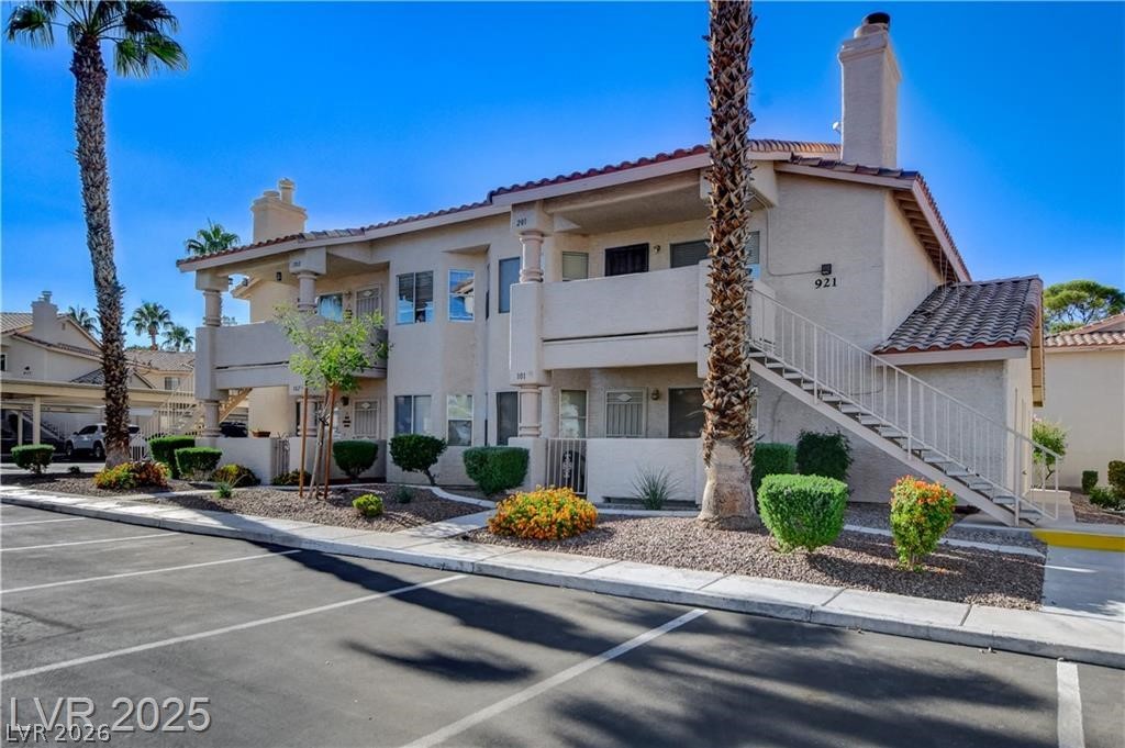 921 Sulphur Springs Lane 201 Las Vegas NV 89128
