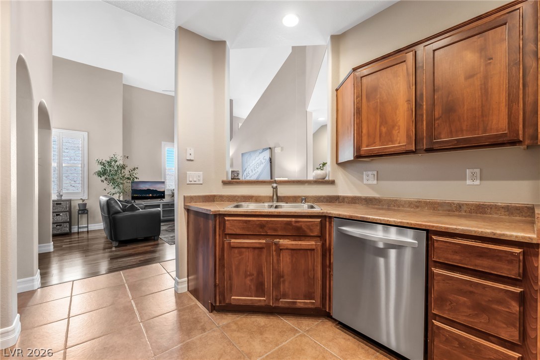 3975 North Hualapai Way 215 Las Vegas NV 89129