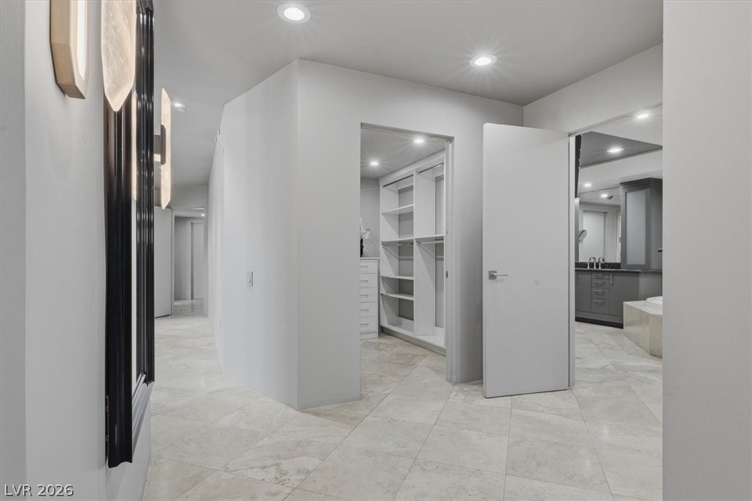 2877 Paradise Road 1701 Las Vegas NV 89109