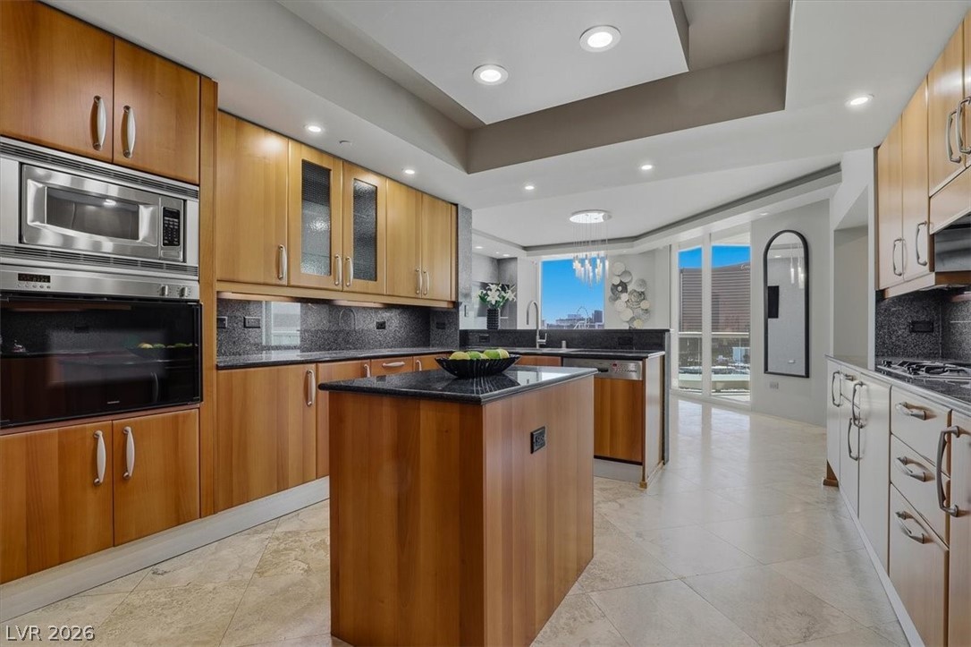 2877 Paradise Road 1701 Las Vegas NV 89109