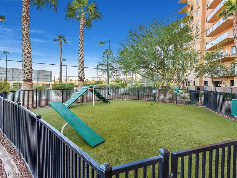 8255 Las Vegas Boulevard 1812 Las Vegas NV 89123