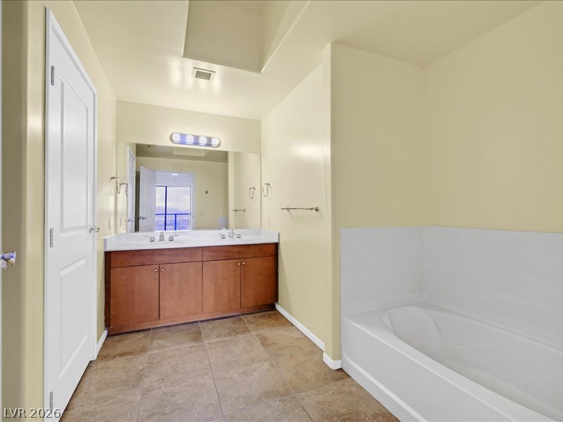 8255 Las Vegas Boulevard 1812 Las Vegas NV 89123