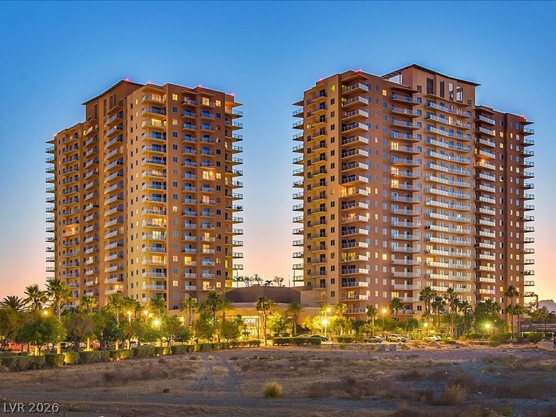 8255 Las Vegas Boulevard 1812 Las Vegas NV 89123