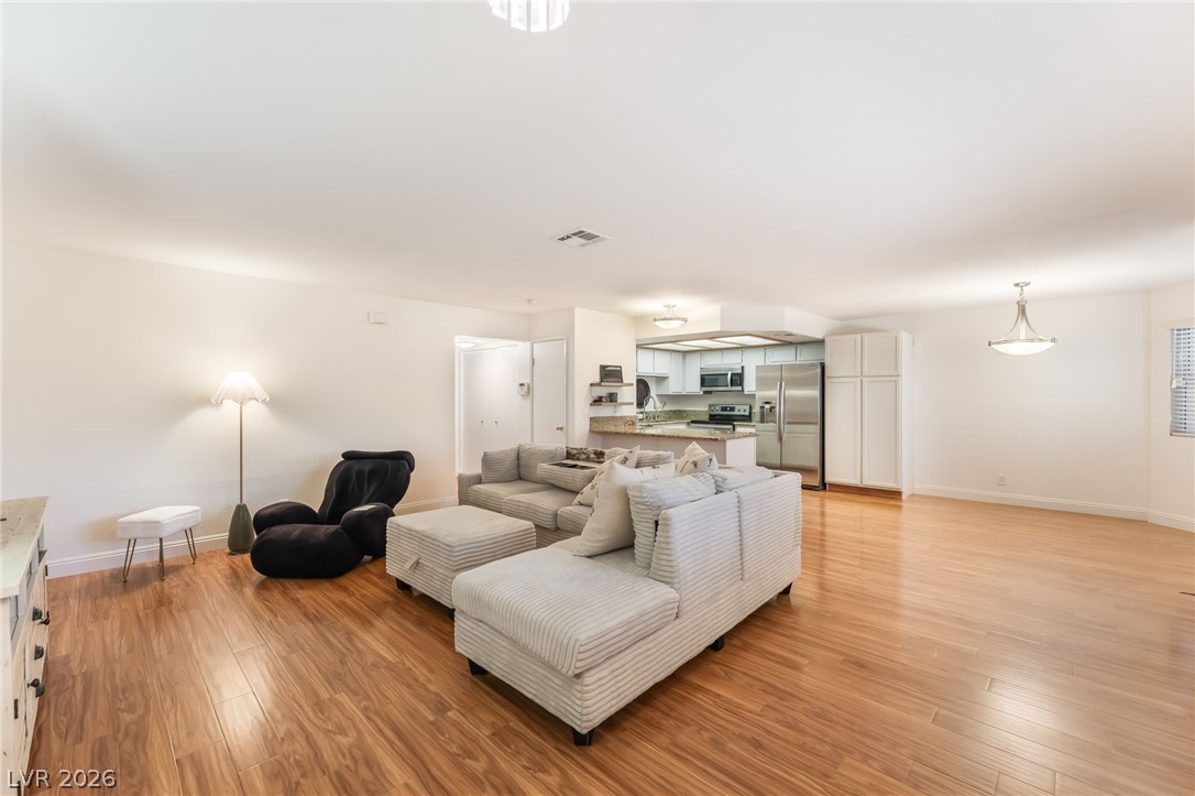 1305 Markwood Circle 102 Las Vegas NV 89128