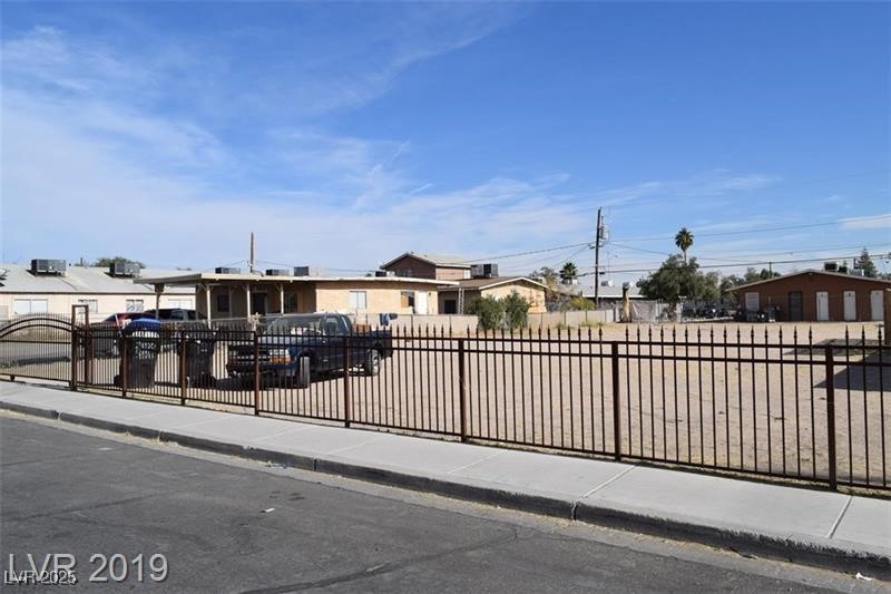 2404 Bassler Street North Las Vegas NV 89030