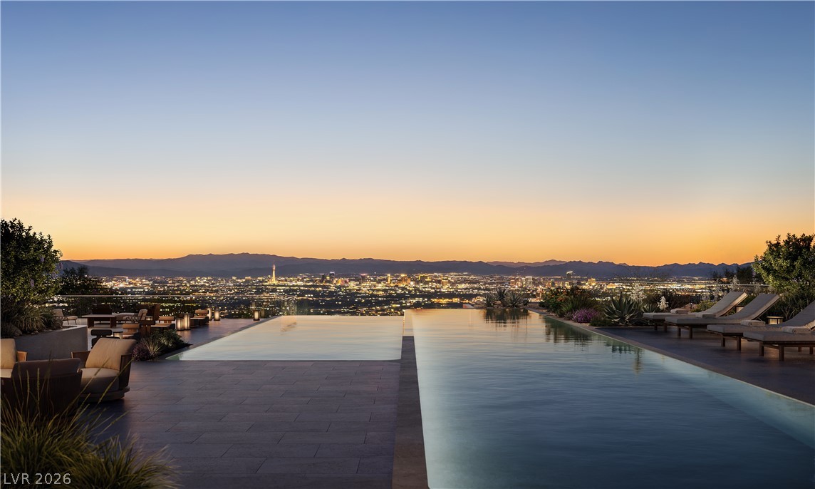 2 Western Skyline Drive Las Vegas NV 89138