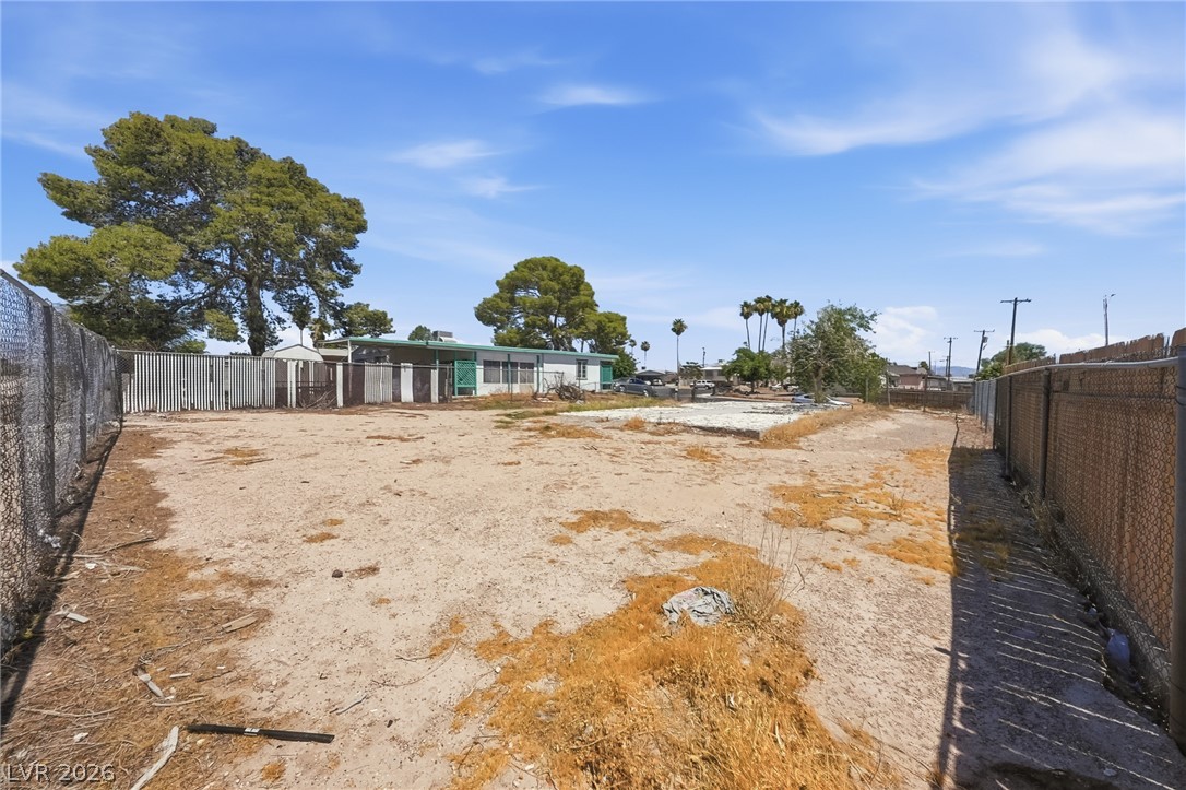 609 Gilday Avenue North Las Vegas NV 89030