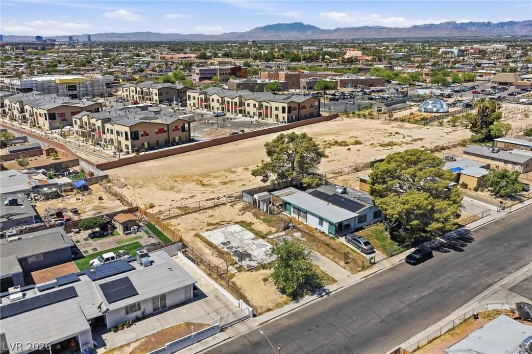 609 Gilday Avenue North Las Vegas NV 89030