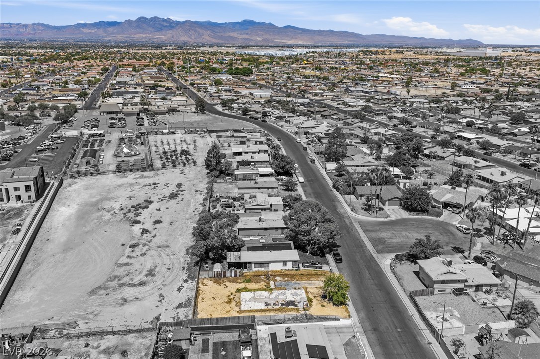 609 Gilday Avenue North Las Vegas NV 89030