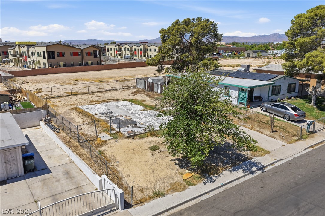 609 Gilday Avenue North Las Vegas NV 89030