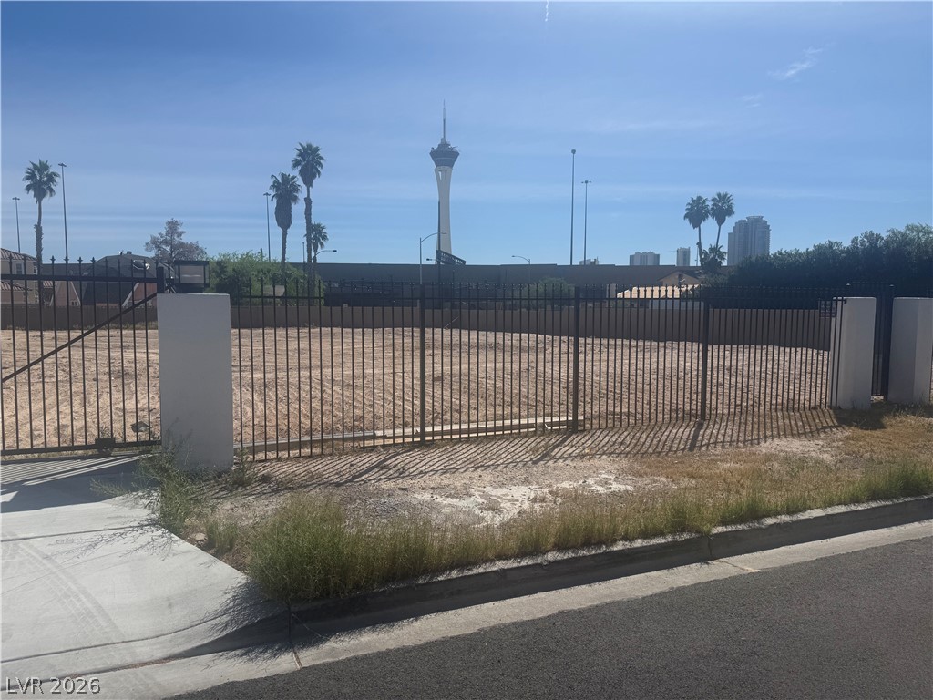 1629 Westwood Drive Las Vegas NV 89102