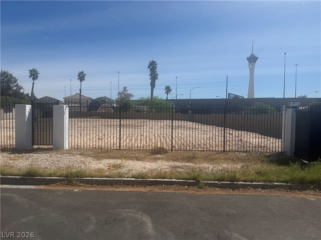 1629 Westwood Drive Las Vegas NV 89102