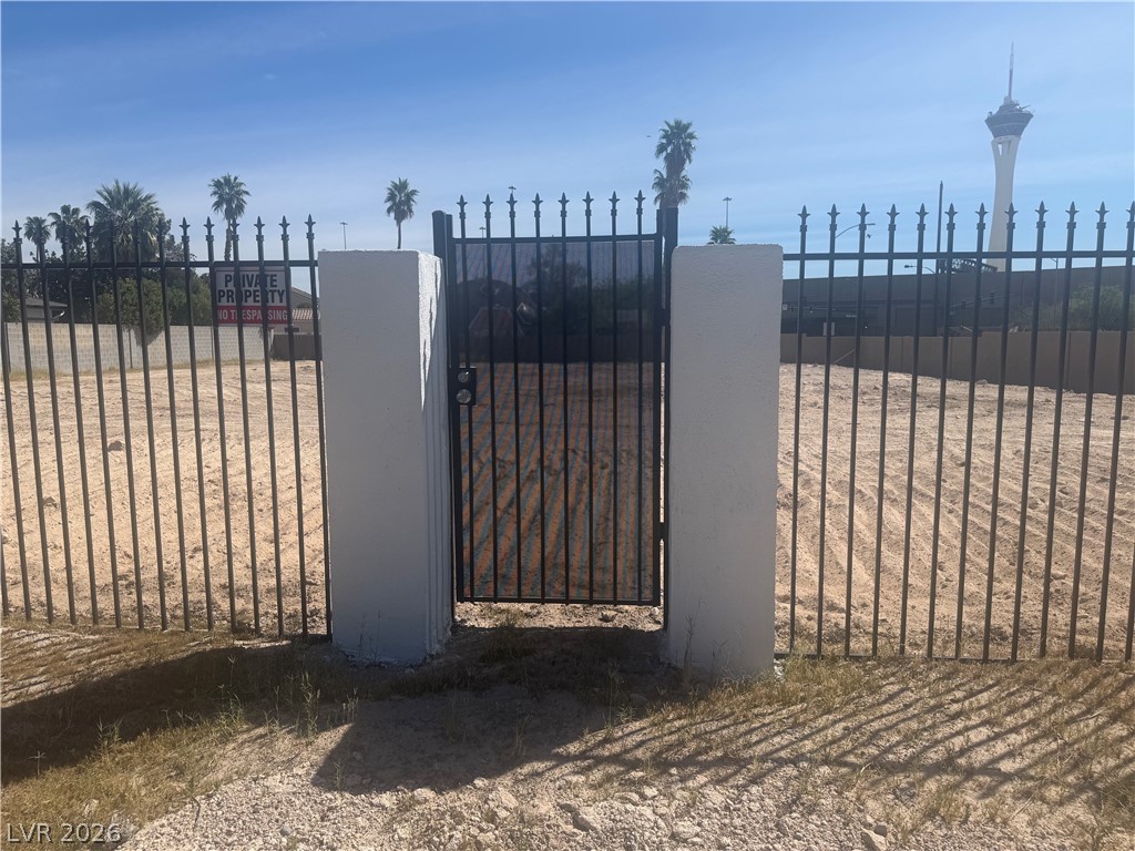 1629 Westwood Drive Las Vegas NV 89102