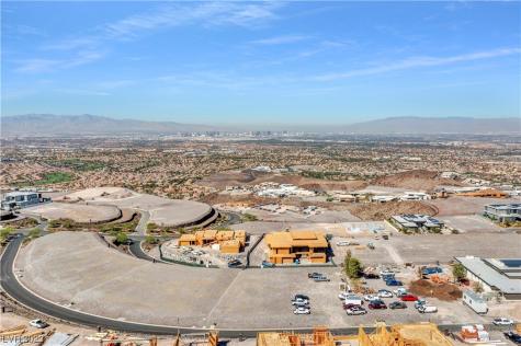 8 Cloudloft Court Henderson NV 89012
