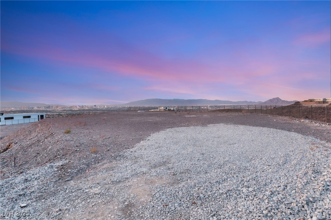 17 Cloud Chaser Boulevard Henderson NV 89012