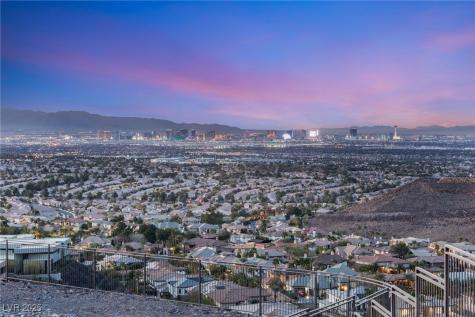 17 Cloud Chaser Boulevard Henderson NV 89012