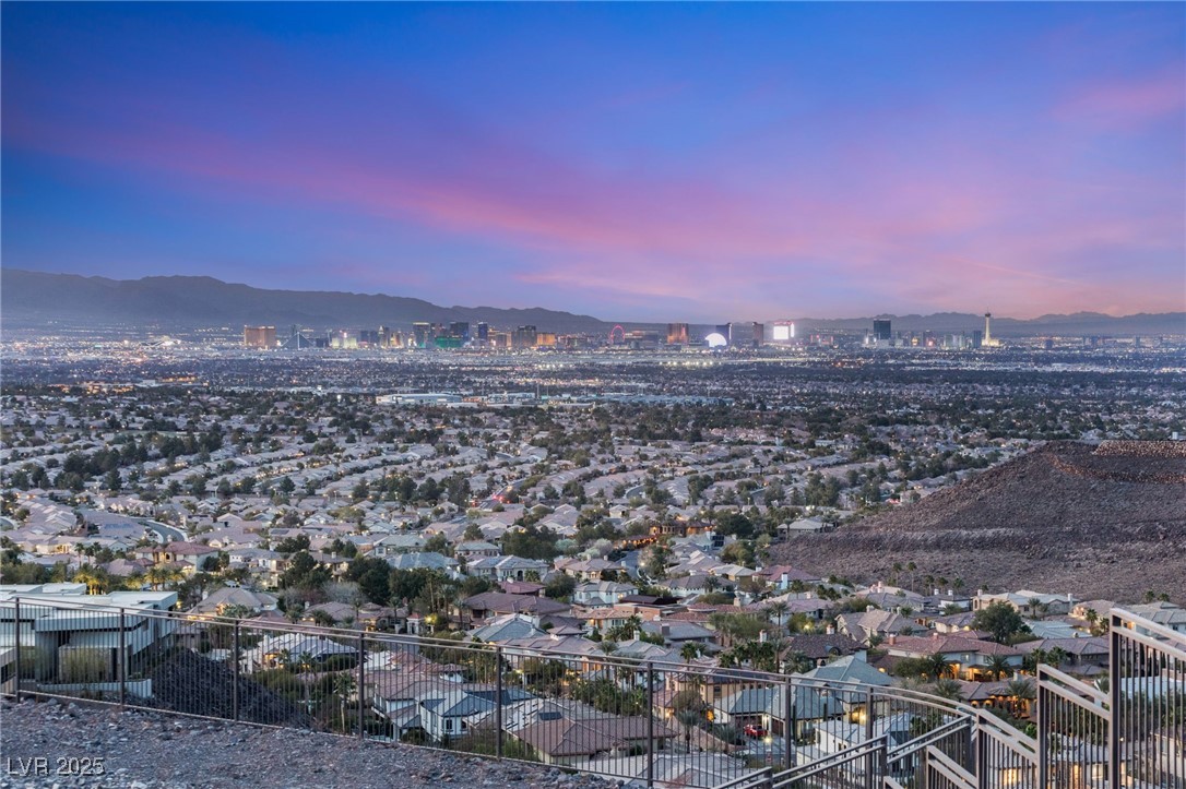 17 Cloud Chaser Boulevard Henderson NV 89012