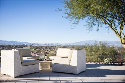 17 Cloud Chaser Boulevard Henderson NV 89012
