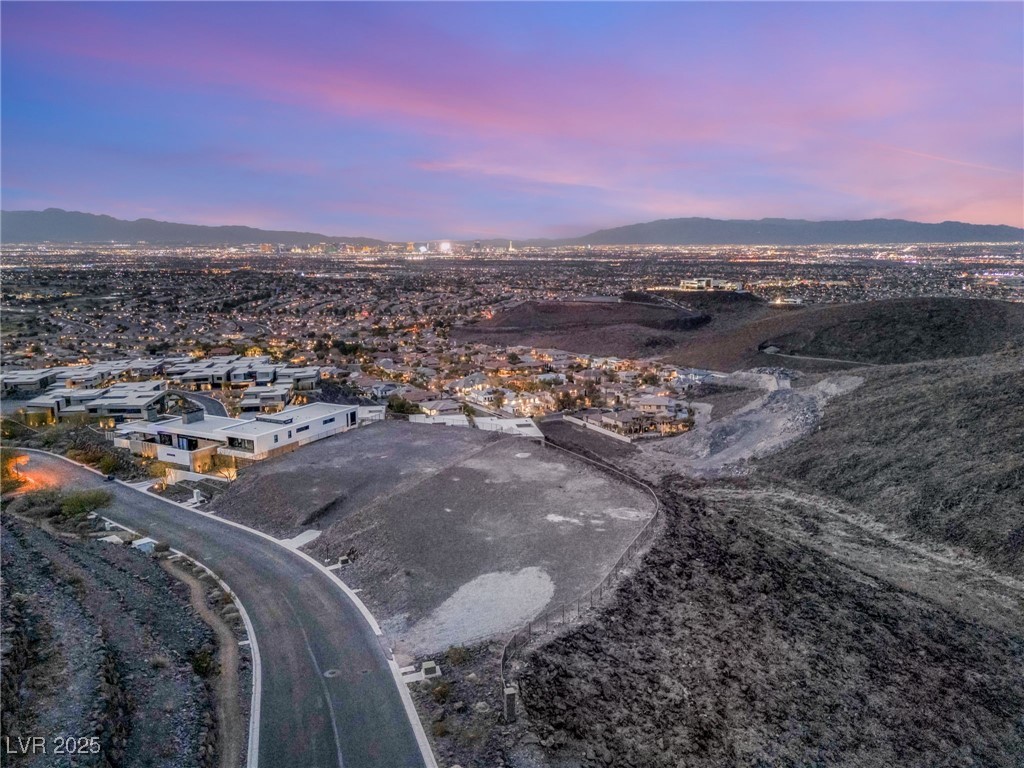 17 Cloud Chaser Boulevard Henderson NV 89012