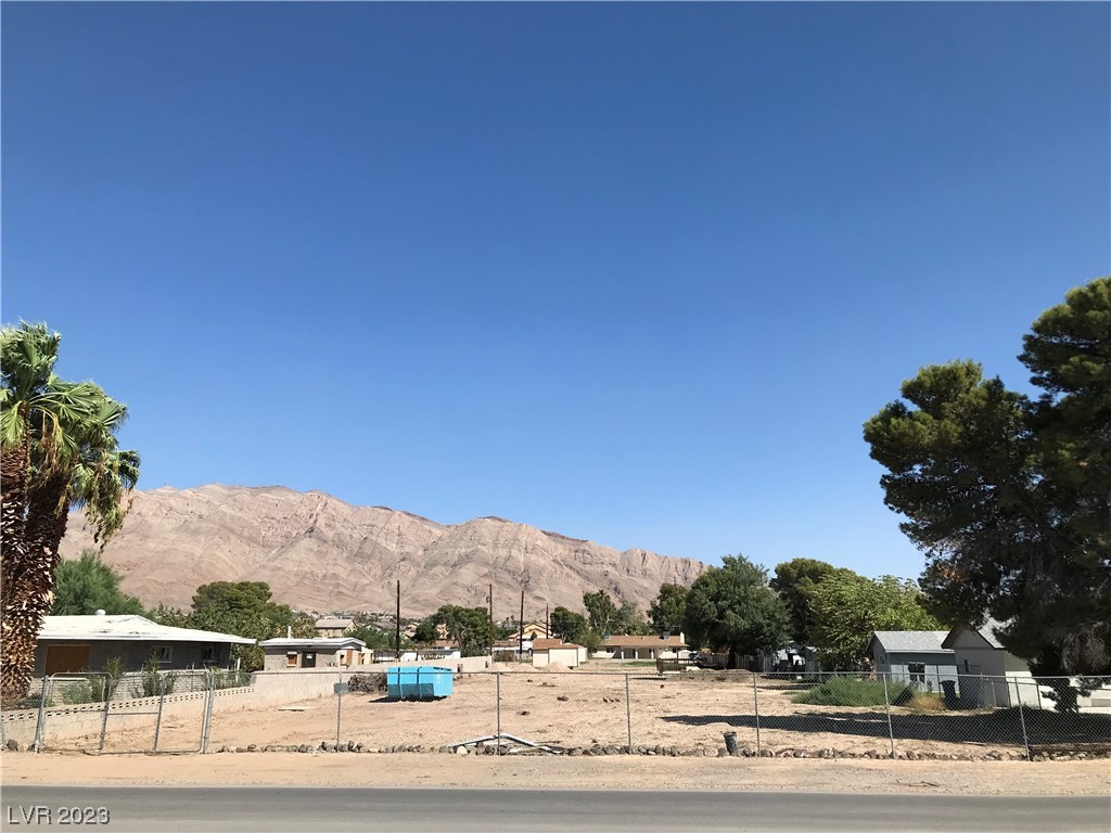 66 Madge Lane Las Vegas NV 89110