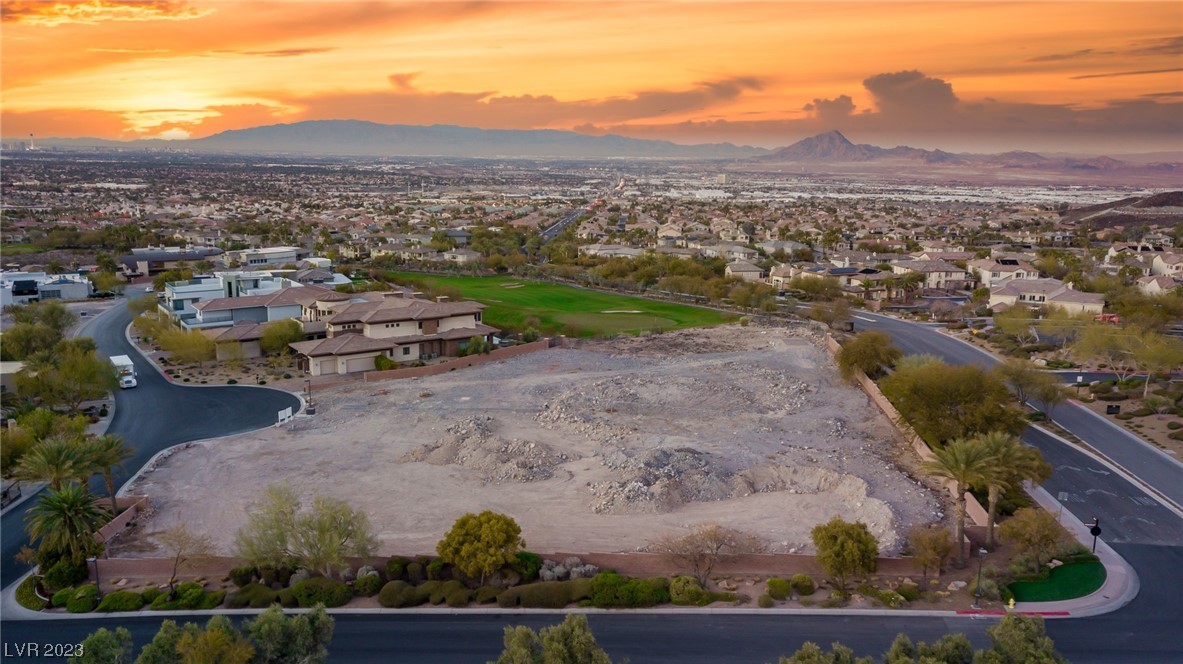 594 Lairmont Place Henderson NV 89012