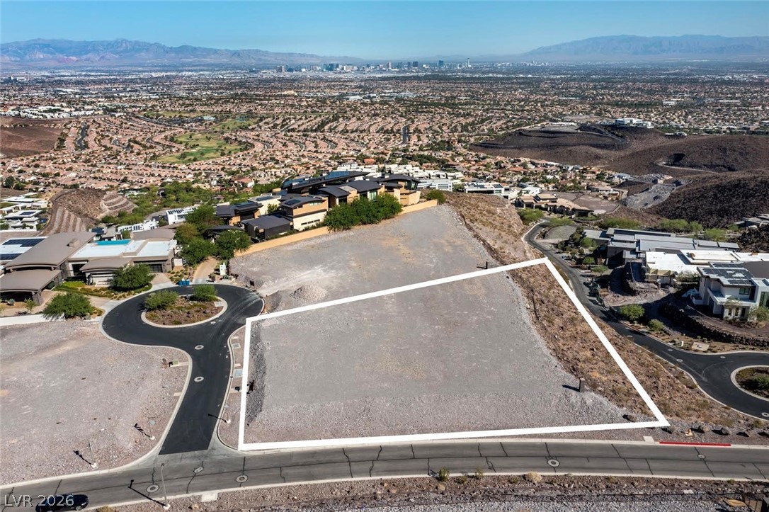 2 Heavens Edge Court Henderson NV 89012