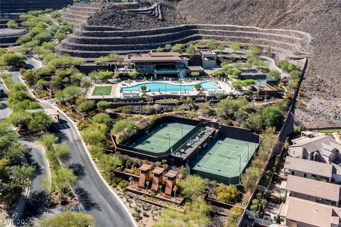 2 Heavens Edge Court Henderson NV 89012