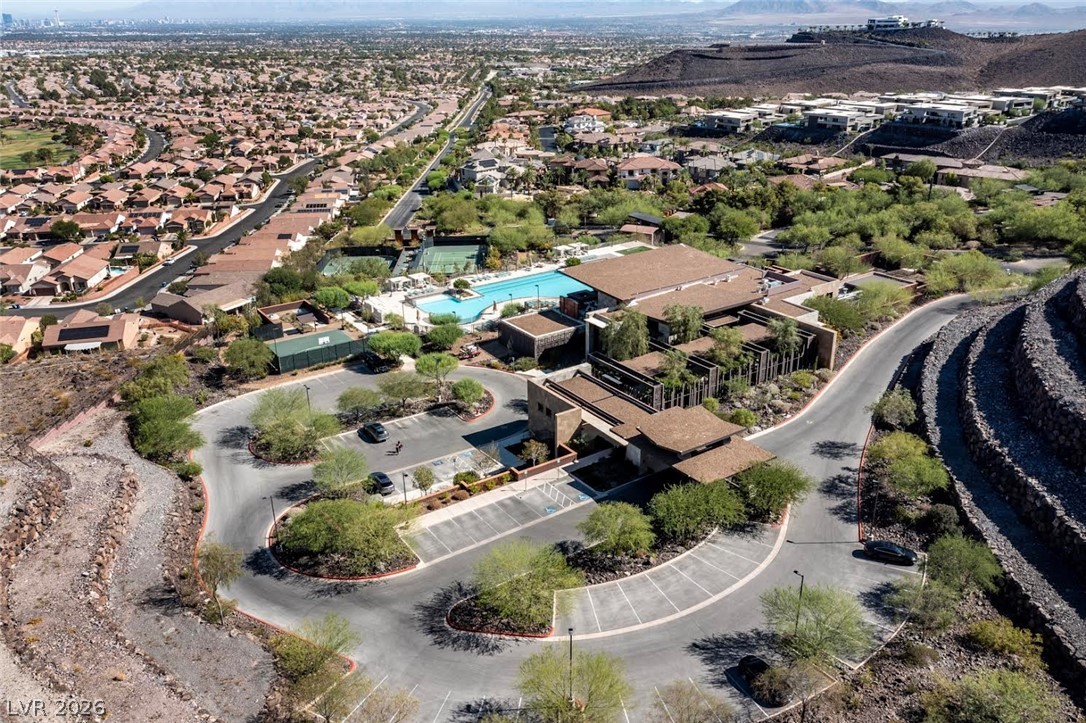 2 Heavens Edge Court Henderson NV 89012