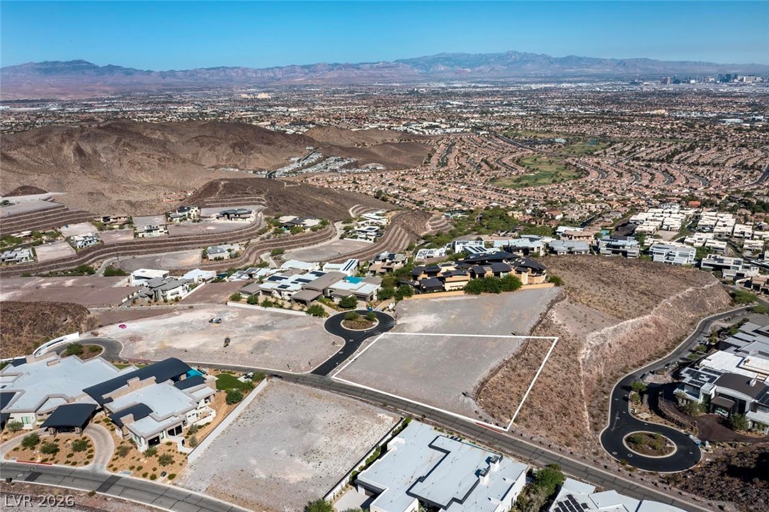 2 Heavens Edge Court Henderson NV 89012