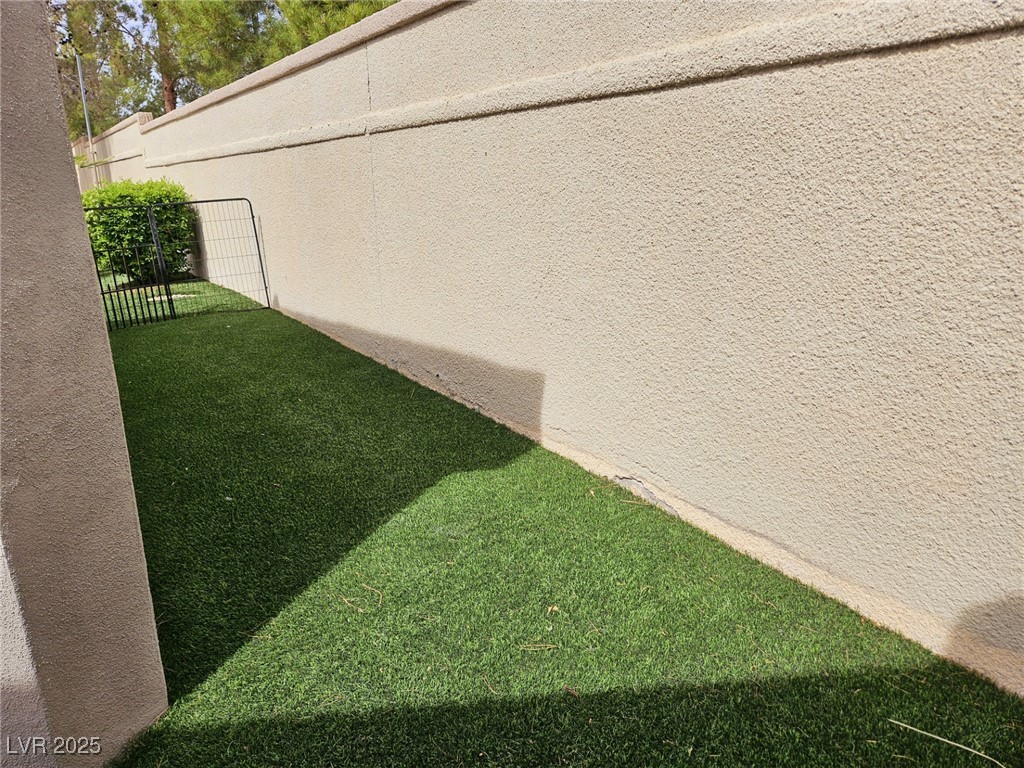8175 Arville Street 14 Las Vegas NV 89139