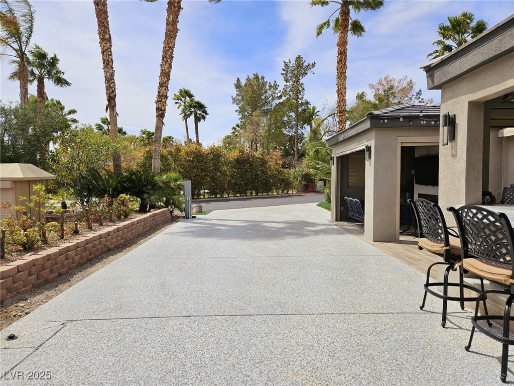 8175 Arville Street 14 Las Vegas NV 89139