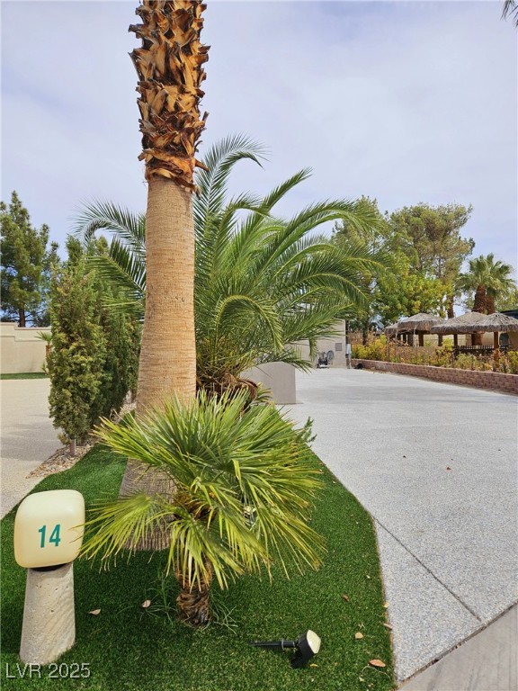 8175 Arville Street 14 Las Vegas NV 89139