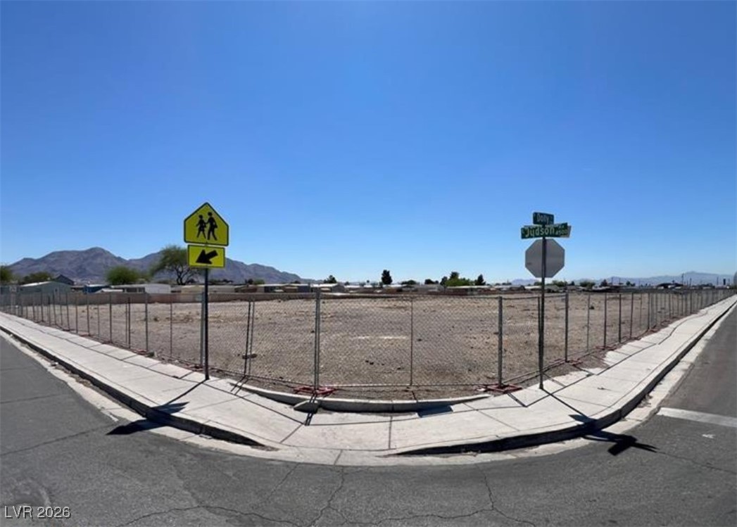 2150 Dolly Lane Las Vegas NV 89115