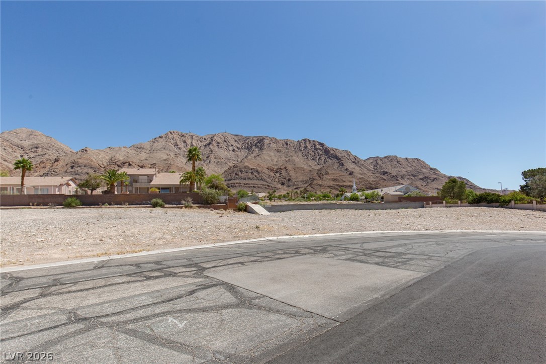 6881 Mountridge Drive Las Vegas NV 89110
