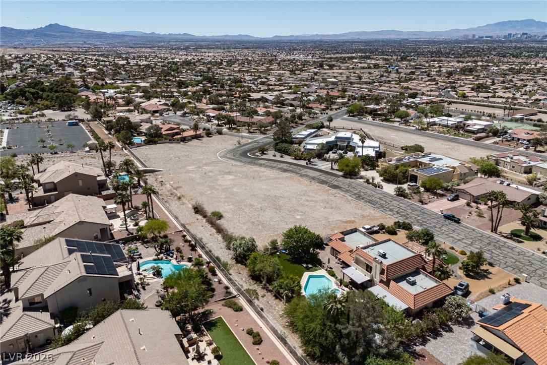 6881 Mountridge Drive Las Vegas NV 89110