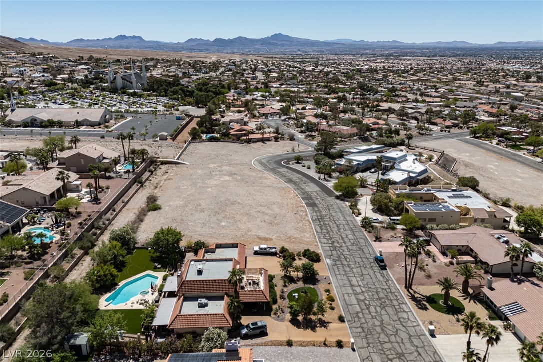 6881 Mountridge Drive Las Vegas NV 89110