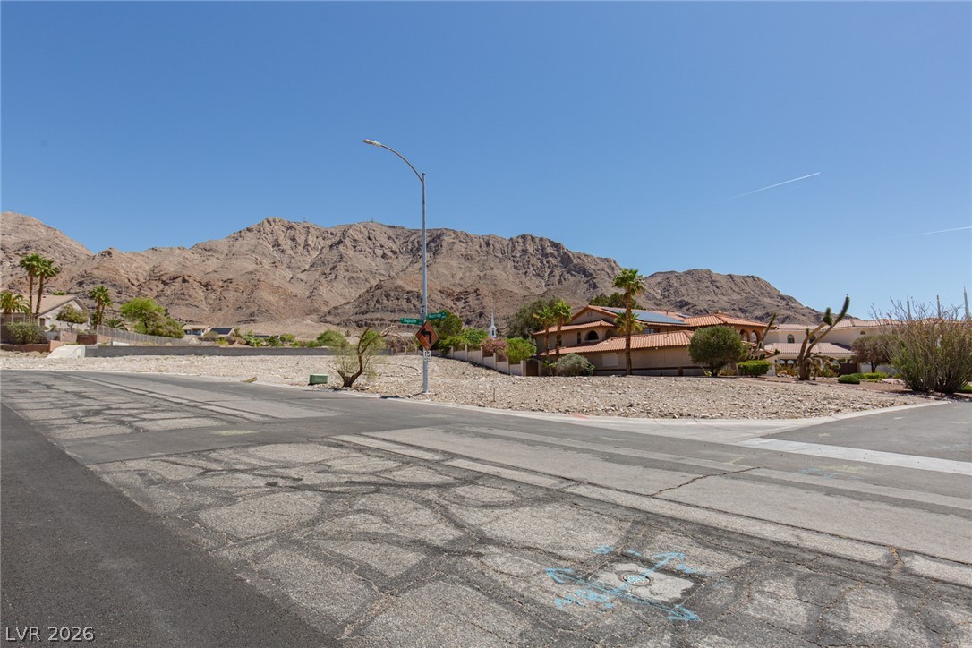 6881 Mountridge Drive Las Vegas NV 89110