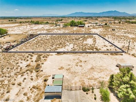 1650 West Bluebird Avenue Pahrump NV 89060