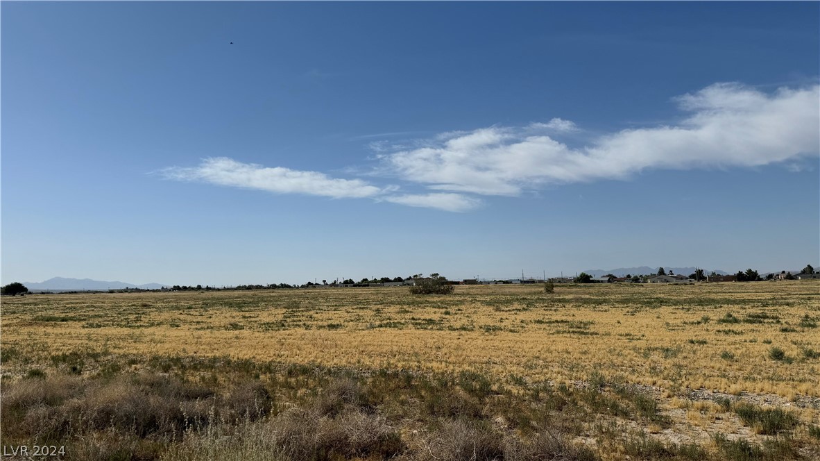 1121 East Enchanted Mesa Street Pahrump NV 89048