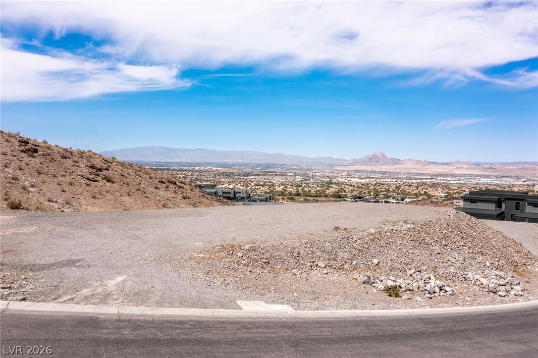637 Dragon Peak Drive Henderson NV 89012