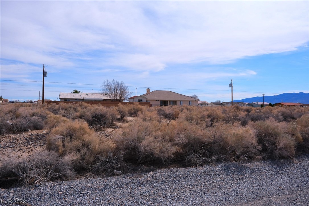 2471 Mandy Pahrump NV 89048