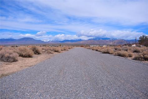 2471 Mandy Pahrump NV 89048