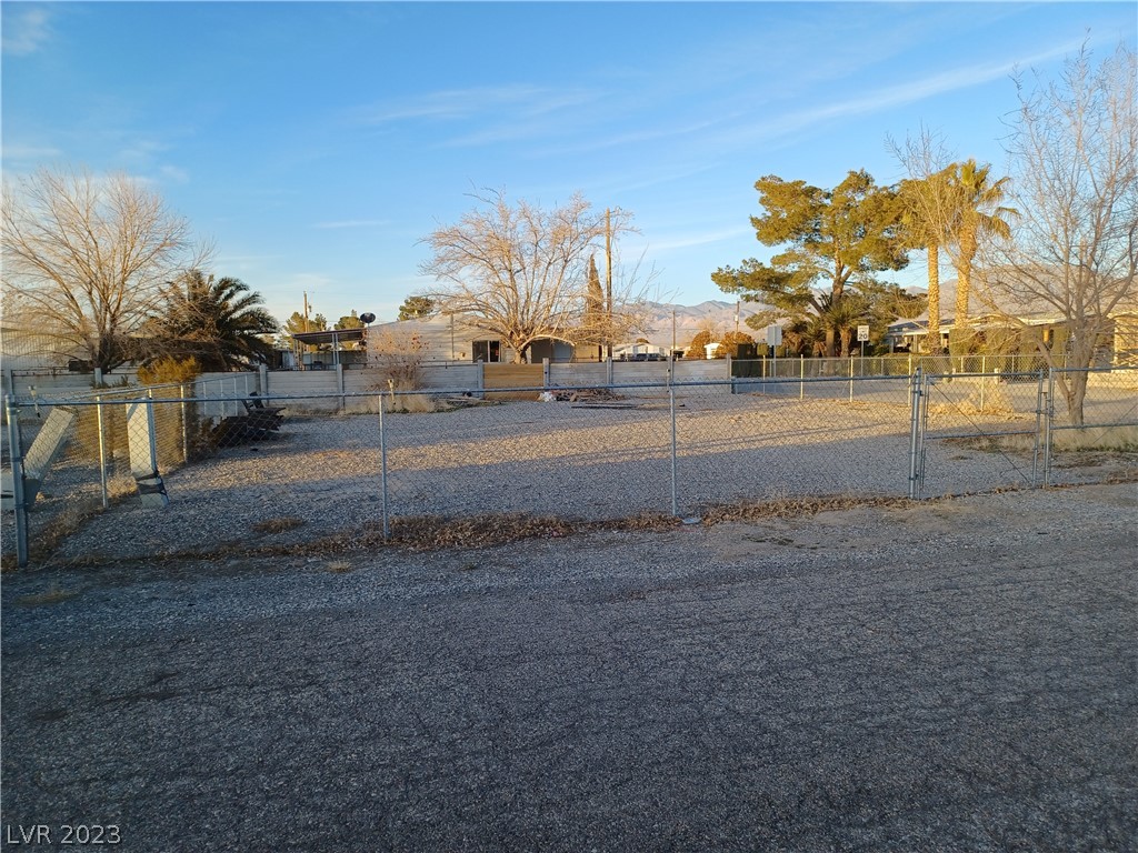 20 Russell Road Pahrump NV 89048