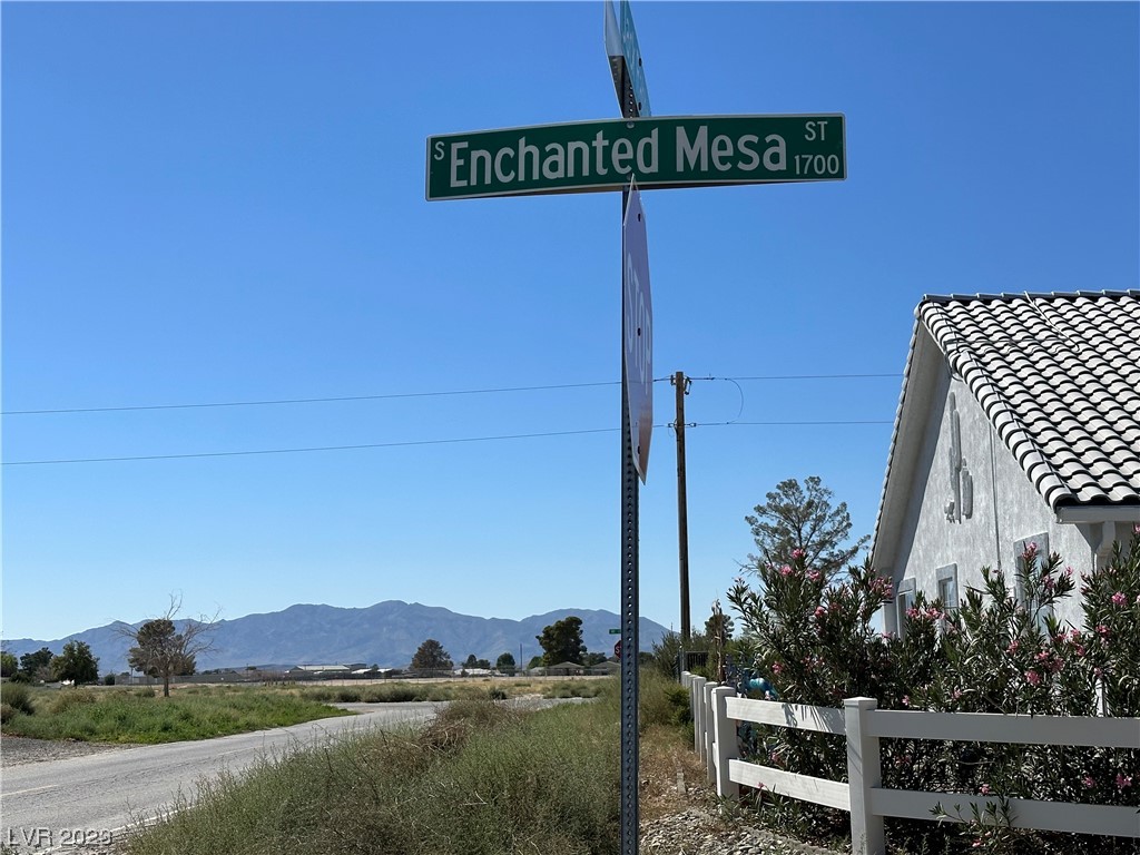 1521 South Enchanted Mesa Street Pahrump NV 89048