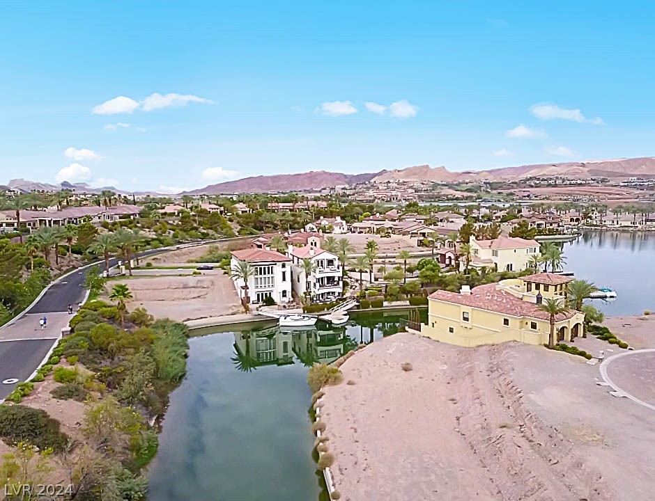 2 Via Del Garda Henderson NV 89011