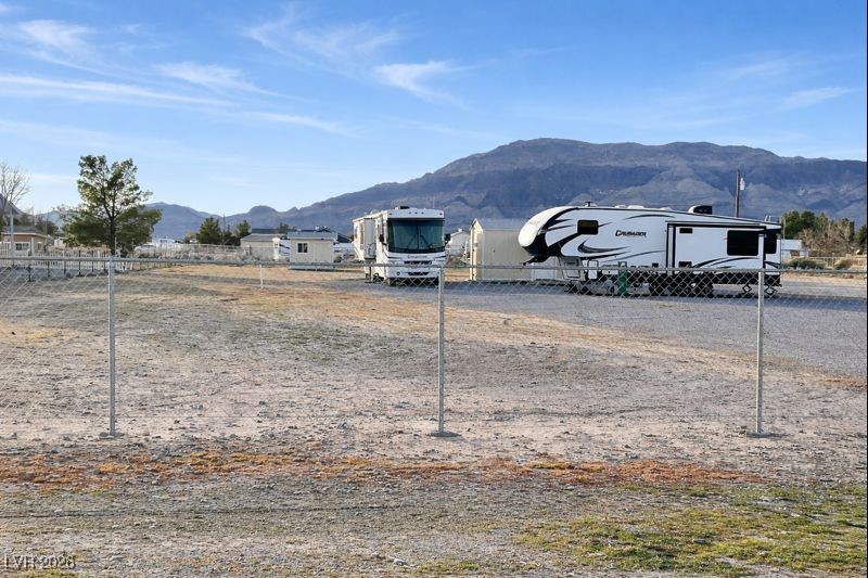 5260 Mooncrest Avenue Pahrump NV 89060