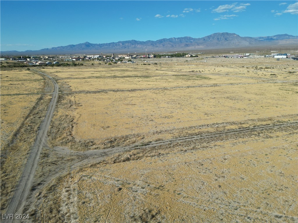 1581 East Eaglewing Street Pahrump NV 89048